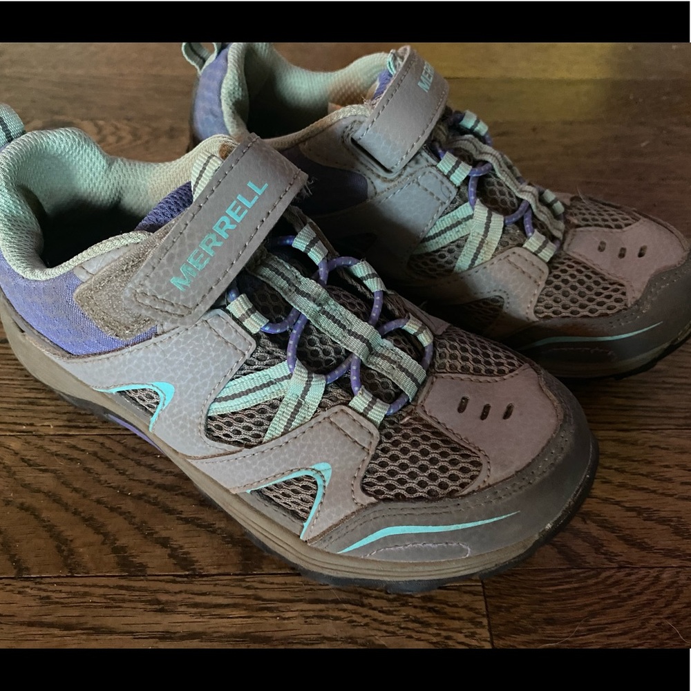 Girls Merrell hiking shoes